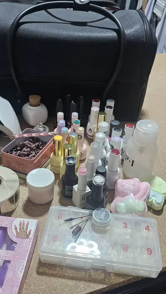 وسایل ناخن|آرایشگاه و سالن‌های زیبایی|هشتگرد, شهرک ولیعصر (مصلی)|دیوار