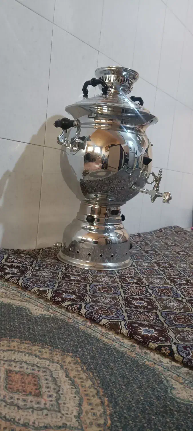 سماورگازی بزرگ|سماور، چایساز، قهوهساز|تبریز, |دیوار