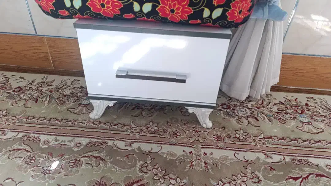 تخت خواب|تخت و سرویس خواب|شیراز, باغ تخت|دیوار