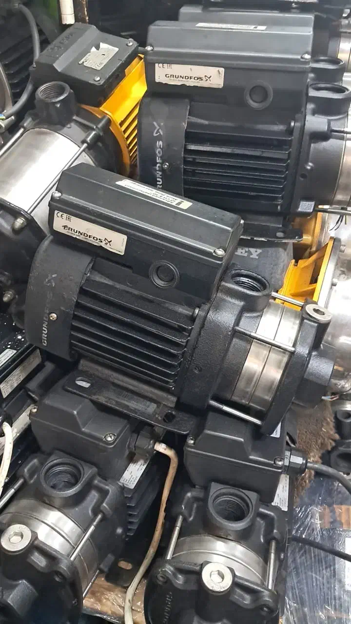 پمپ آب یک اسب ایتالیایی|مصالح و تجهیزات ساختمان|تهران, باغ فردوس|دیوار