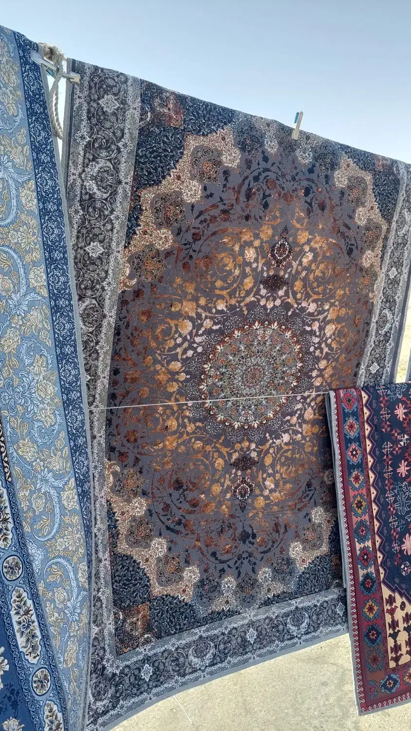 حراج واقعی قالیچه باقیمت ۲۸۰هزارتومان|فرش|قائن, |دیوار