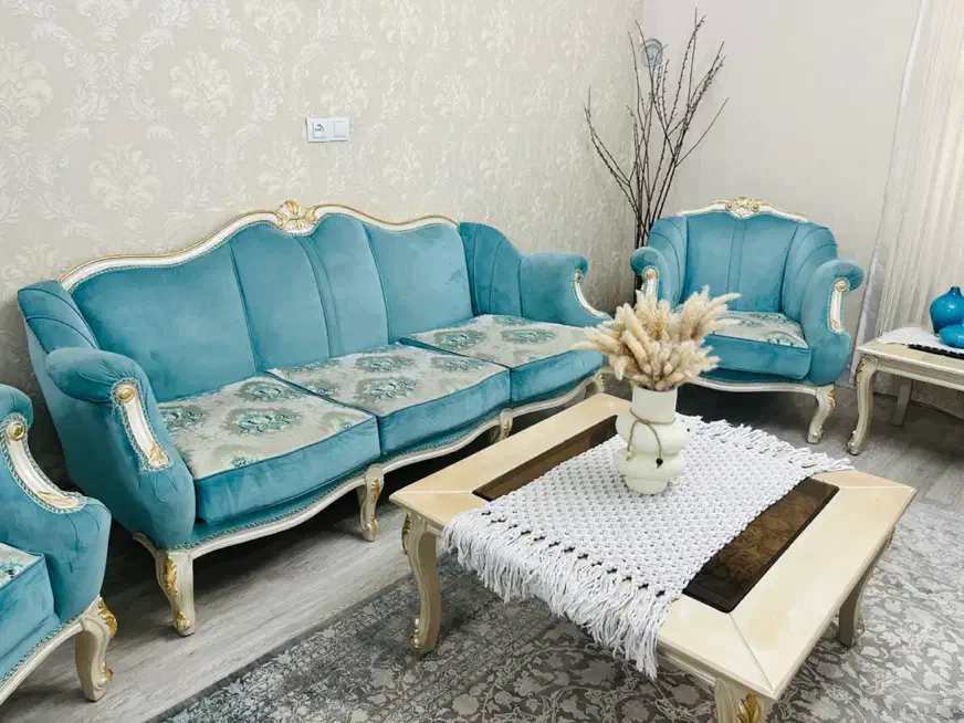 مبل هفت نفره با جلو مبلی و دو عسلی|مبلمان خانگی و میز عسلی|خرمآباد, |دیوار