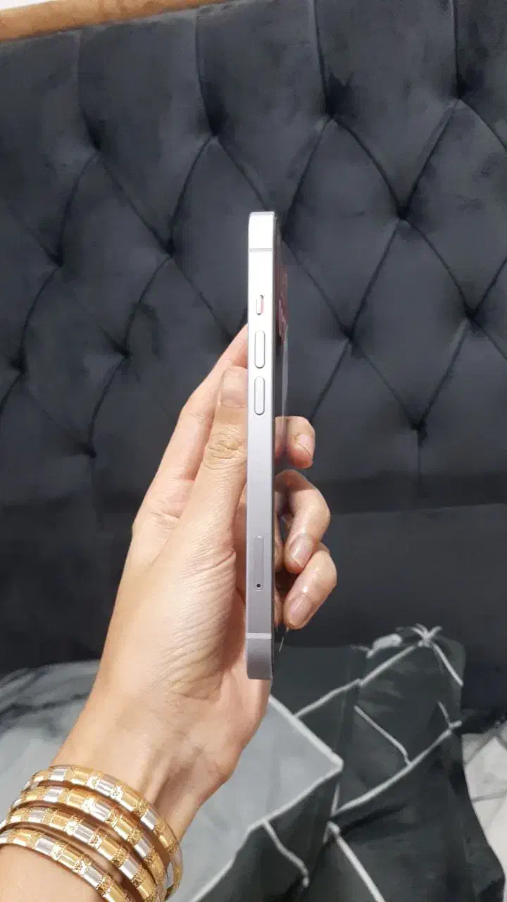 ۱۴نرمال zaa|موبایل|رشت, پیرسرا|دیوار