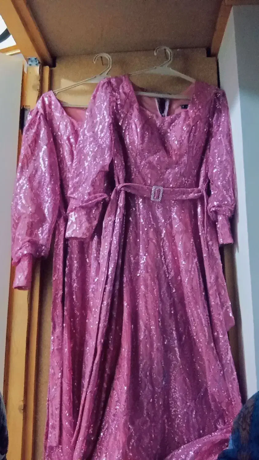 لباس مجلسی|لباس|علیآباد کتول, |دیوار