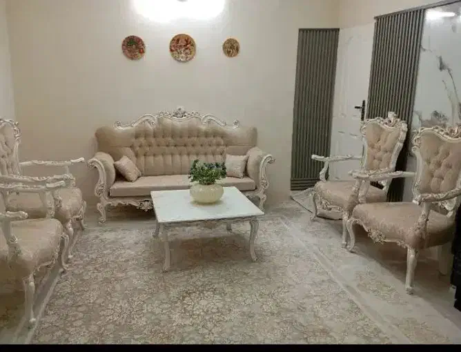 مبل استیل سلطنتی ۷ نفره ،میز تلویزیون ، ساعت|مبلمان خانگی و میز عسلی|پاکدشت, پاکدشت (مامازند)|دیوار