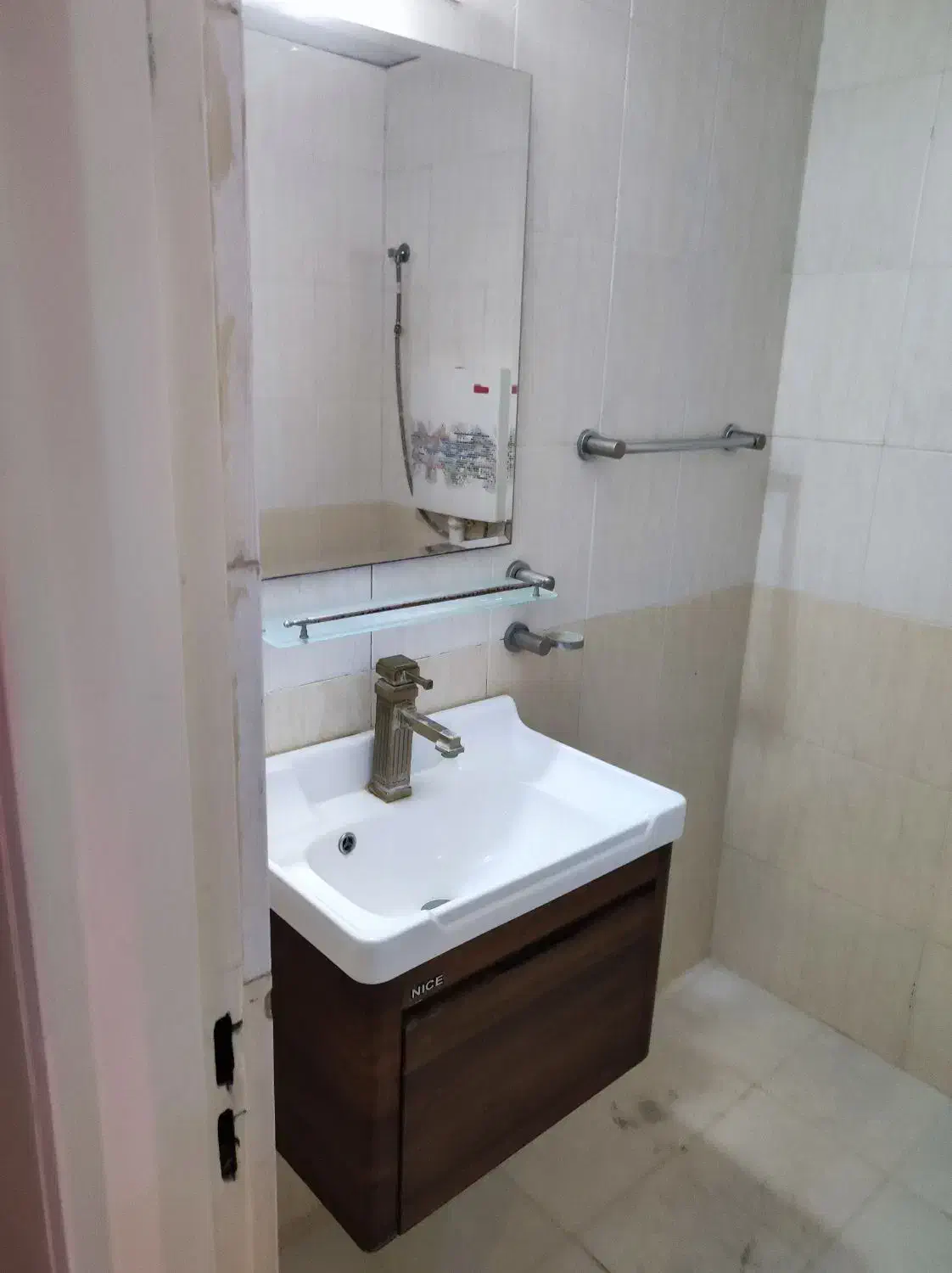 پونک  سردا جنگل برج جام جم همت