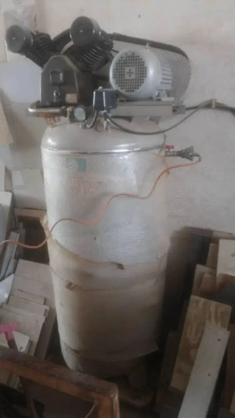 پمپ باد ۳۸۰ لیتری|ابزارآلات|رشت, حومه رشت|دیوار