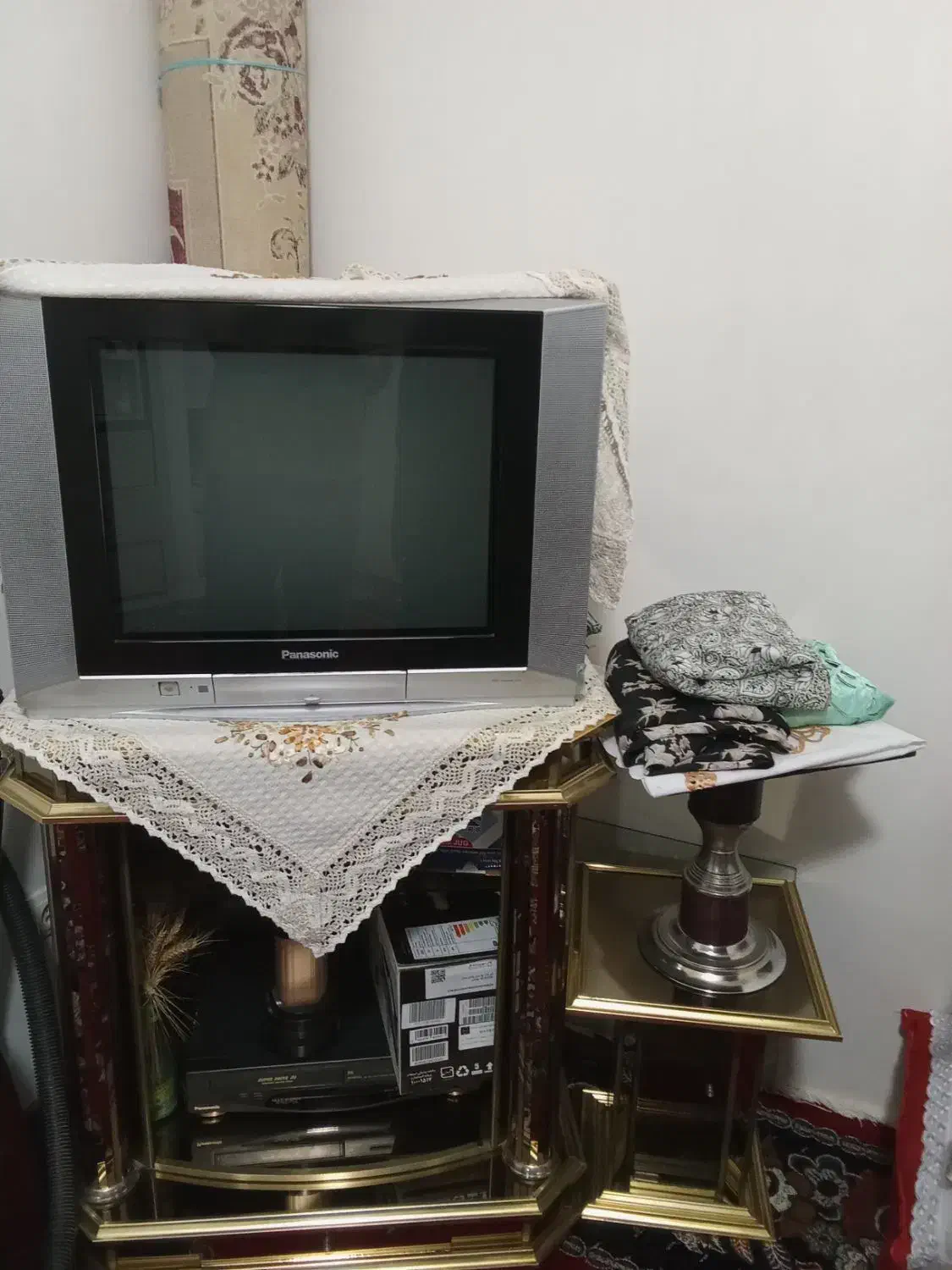 فروش میز و تلویزیون|تلویزیون و پروژکتور|سنقر, |دیوار