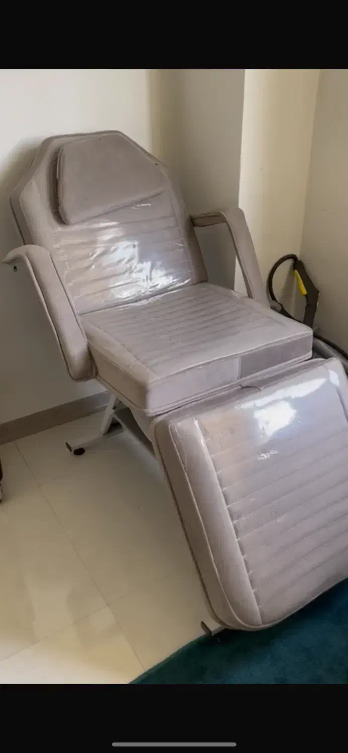 تخت فیشیال و ماساژ|آرایشگاه و سالنهای زیبایی|کرج, کوی مهر|دیوار