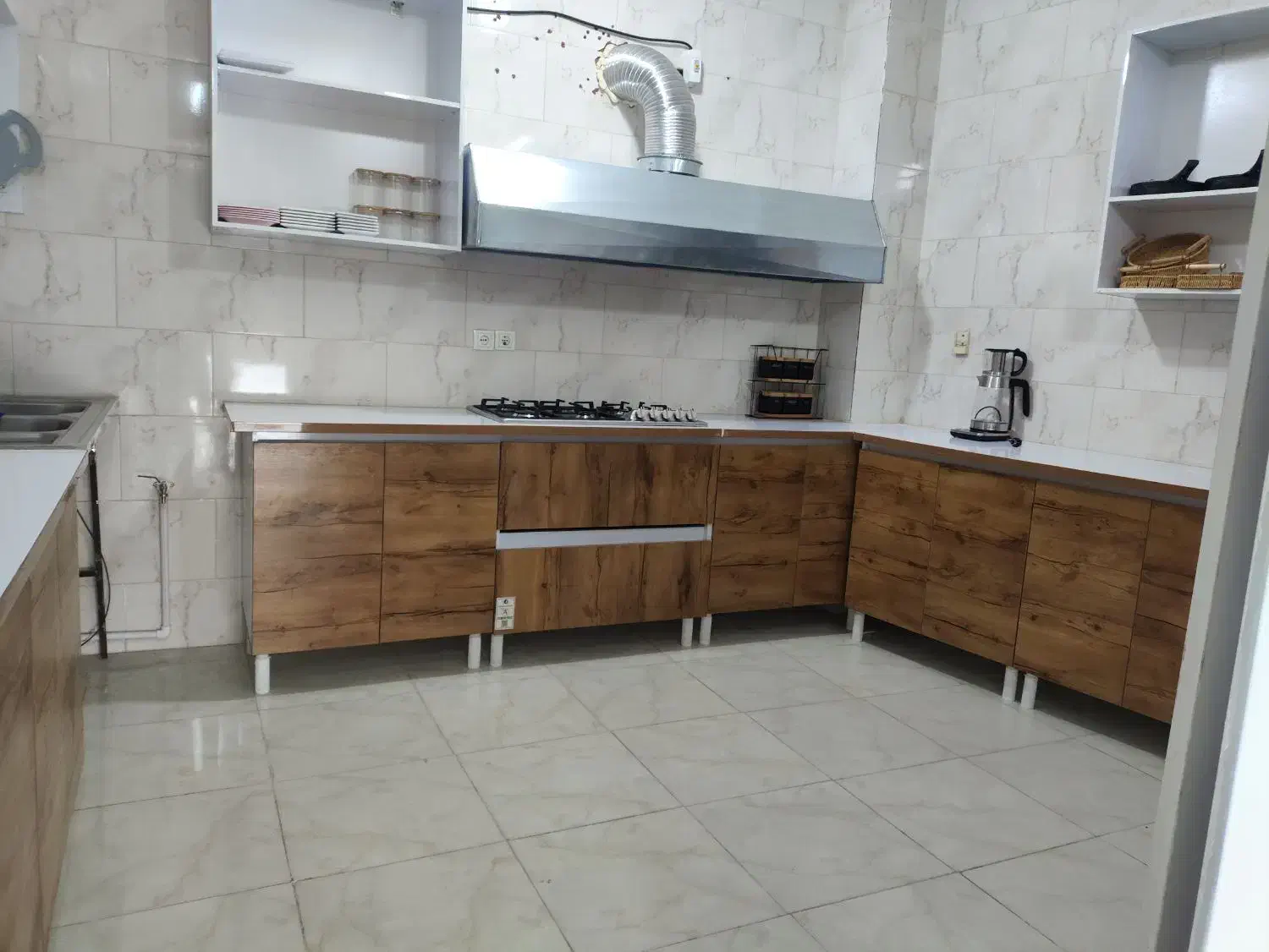 آشپز صبحانه خوری چهار راه گورک|استخدام خدمات فروشگاه و رستوران|بوشهر, |دیوار