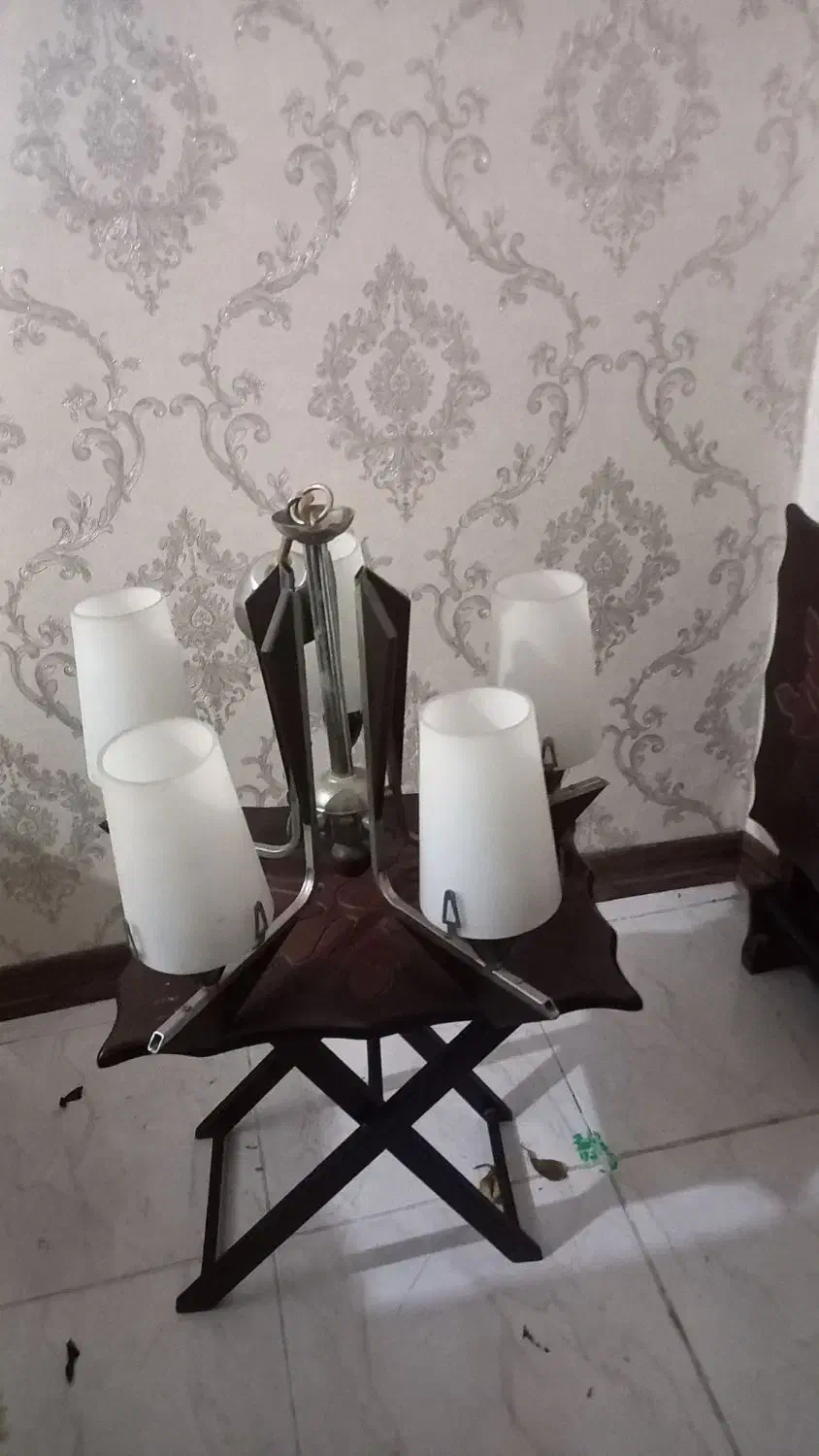 لوستر۵شاخه|لوستر و چراغ آویز|اهواز, کوی پلیس|دیوار