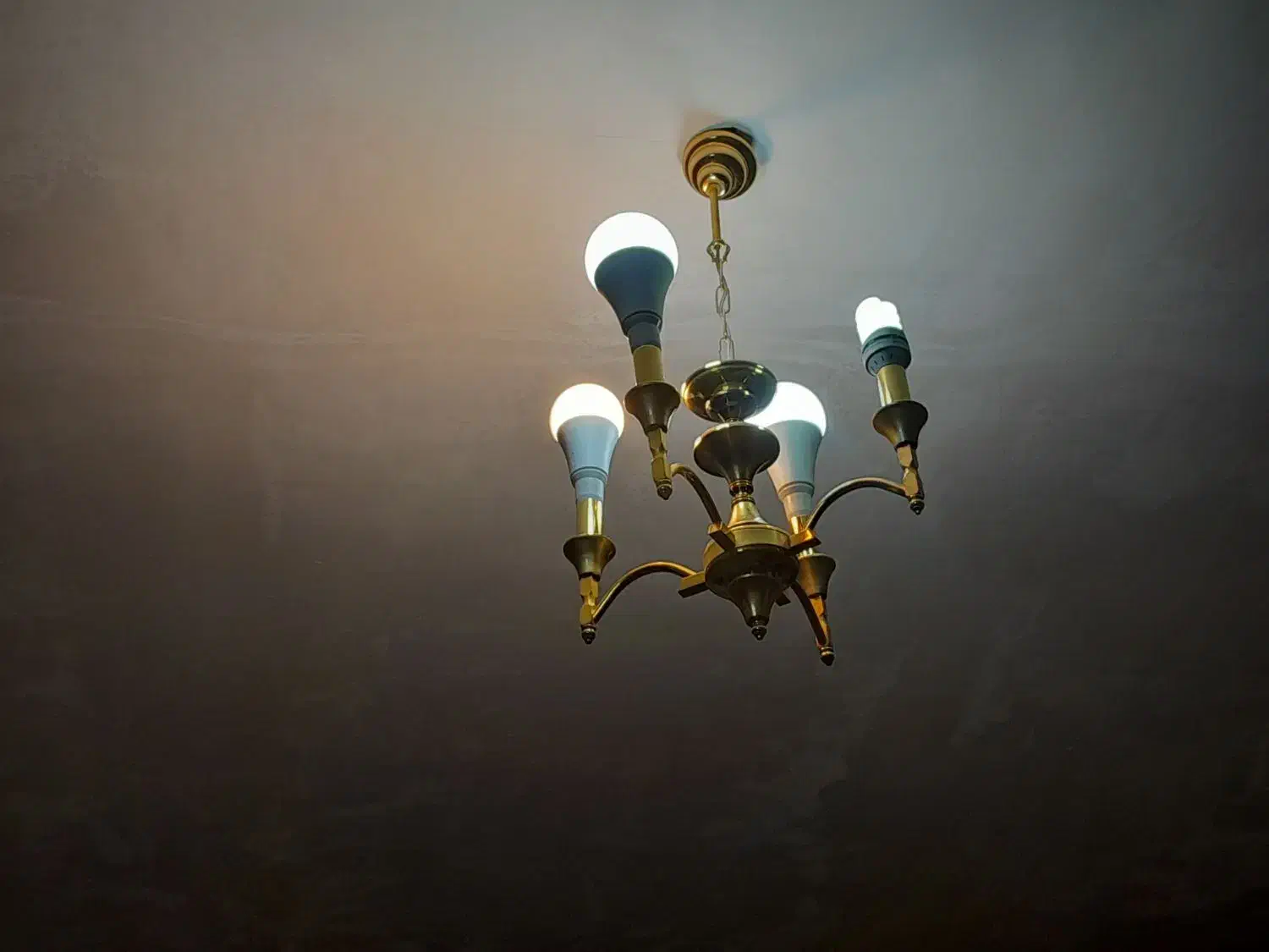 لوستر طلایی|لوستر و چراغ آویز|کرمانشاه, |دیوار