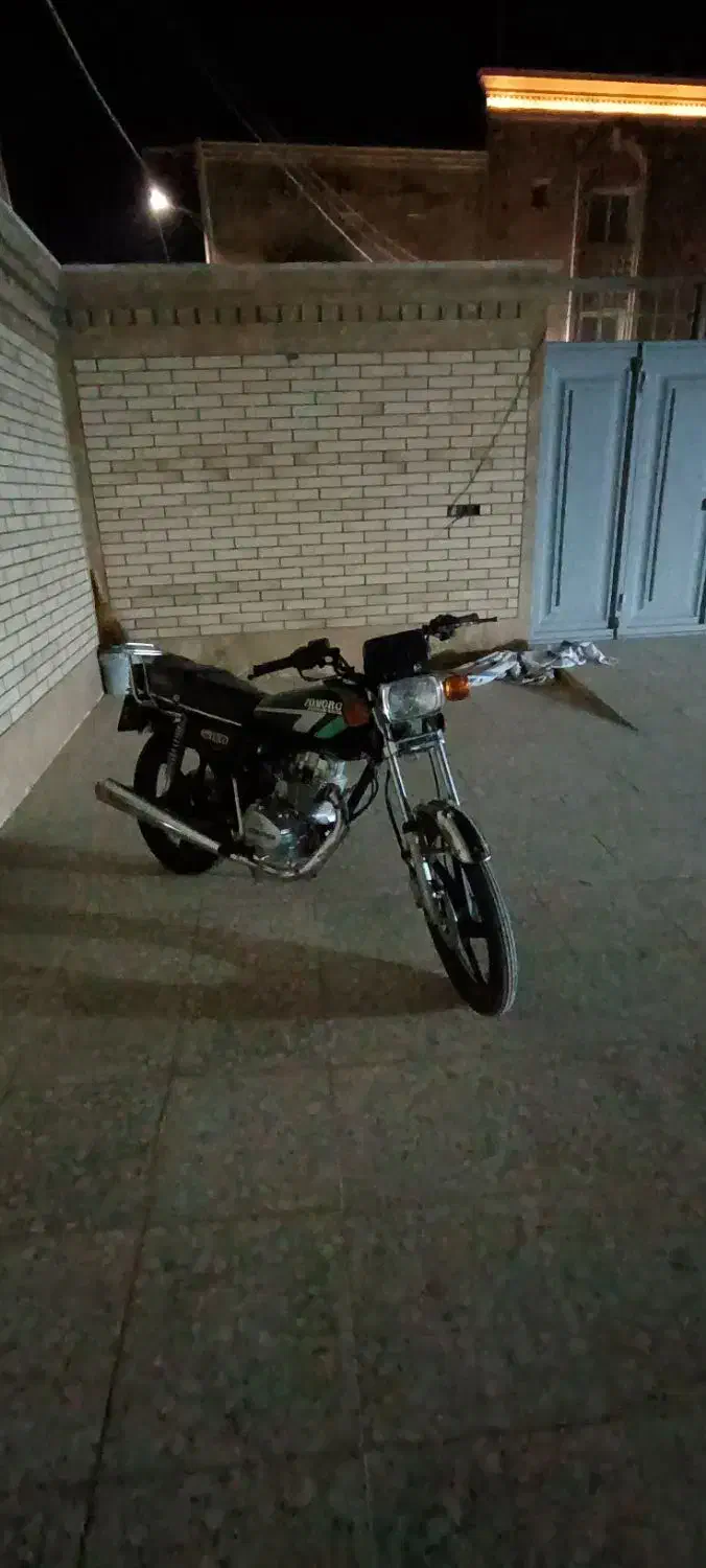 موتور زمرد کویر 150|موتورسیکلت|کاشان, لتحر|دیوار