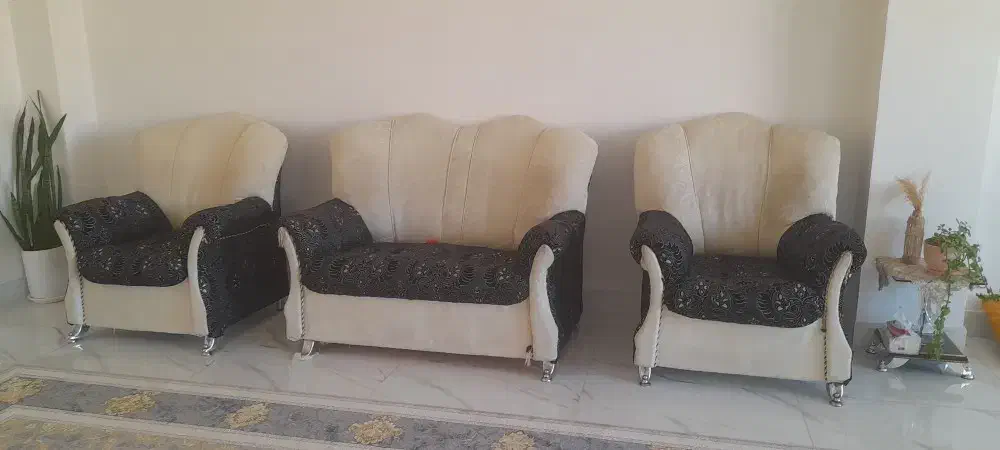 مبل ۷نفره|مبلمان خانگی و میز عسلی|اسفراین, |دیوار