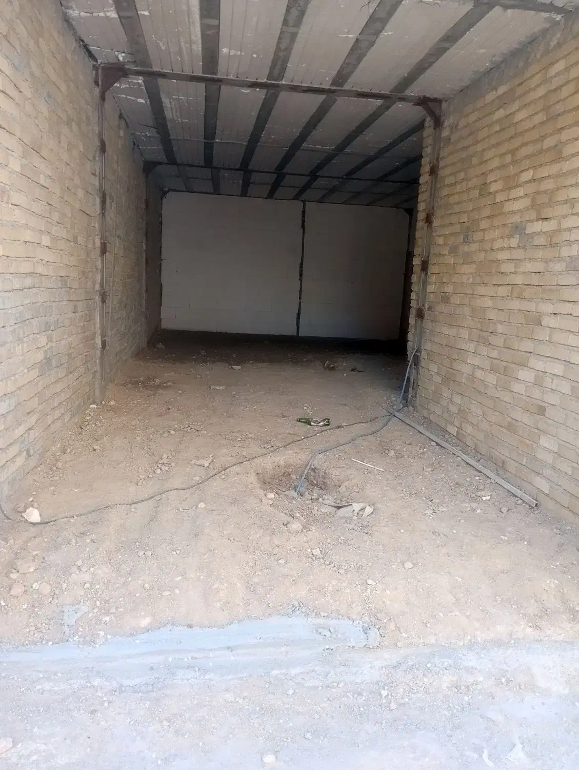 پارکینگ 60متری در خلیفه آباد|اجارهٔ خانه و ویلا|نورآباد, |دیوار