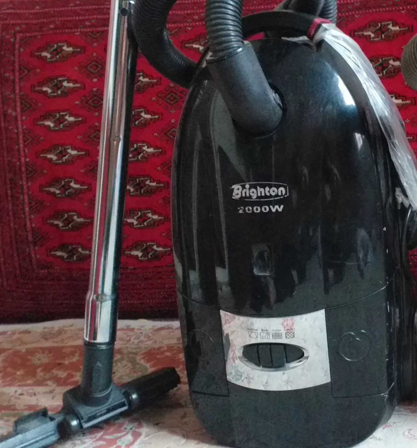 دو عدد جاروبرقی بوش و بریگتون|جاروبرقی، جارو شارژی، بخارشو|تهران, شمسآباد|دیوار