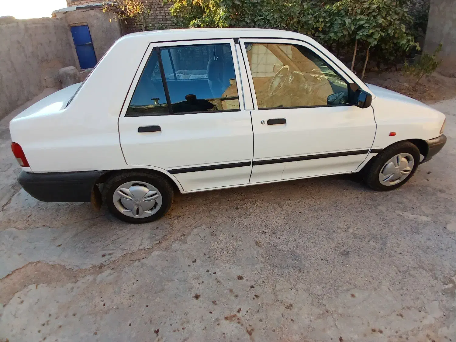 ۱۳۱ مدل ۹۴ بیرنگ|خودرو سواری و وانت|قزوین, |دیوار