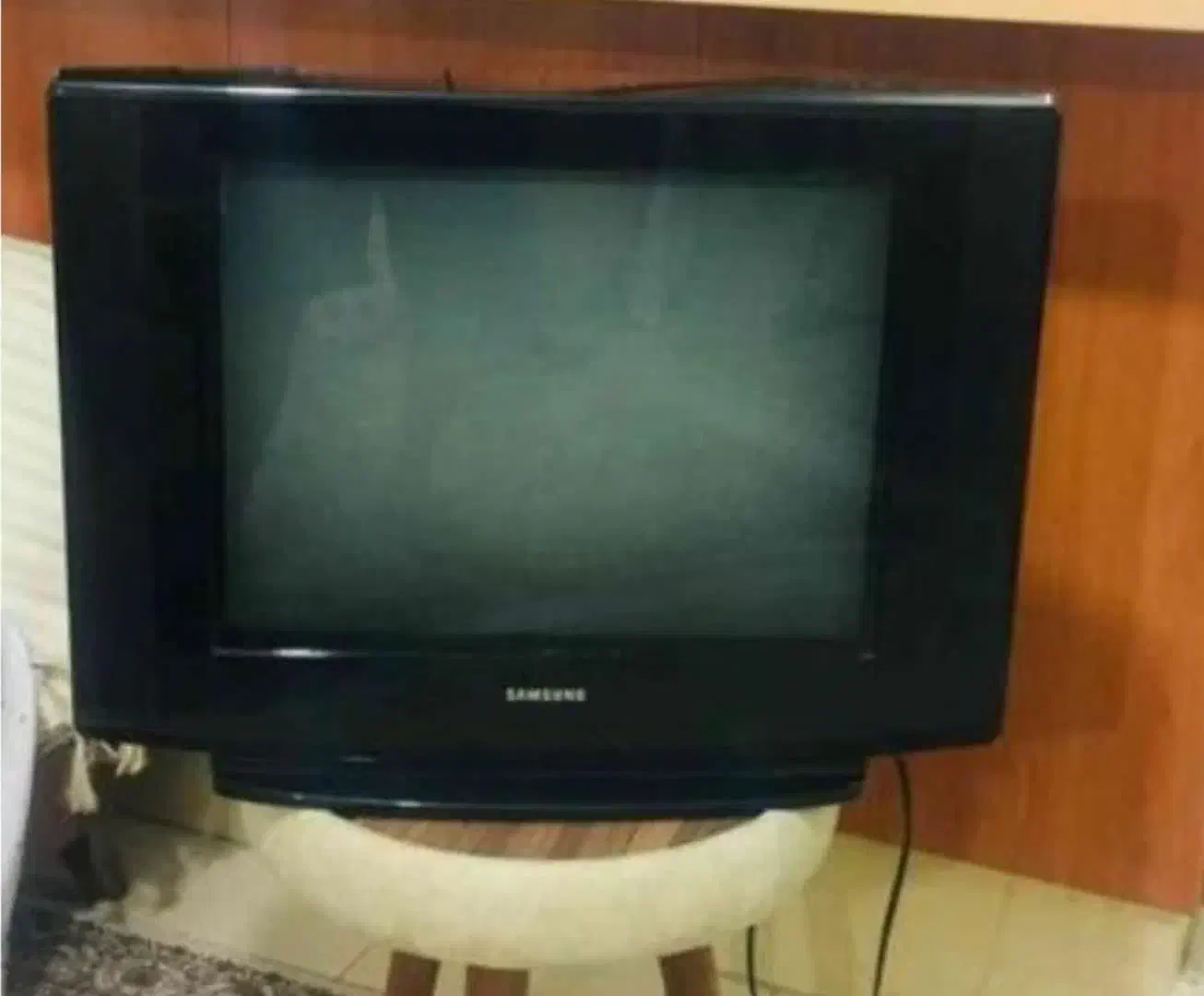 تلویزیون ۲۱ رنگی سالم سالم|تلویزیون و پروژکتور|گلبهار, شهر جدید گلبهار|دیوار