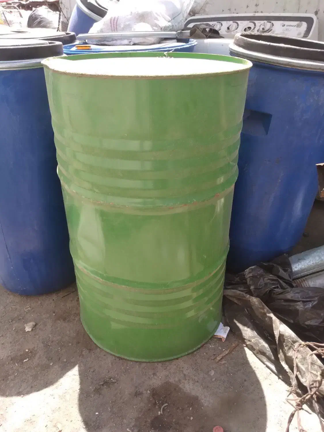 بشکه ۲۰۰ ۲۲۰ ۱۸۰ لیتری|ظروف نگهدارنده، پلاستیکی، یک‌بارمصرف|شهریار, شهرک امیریه|دیوار