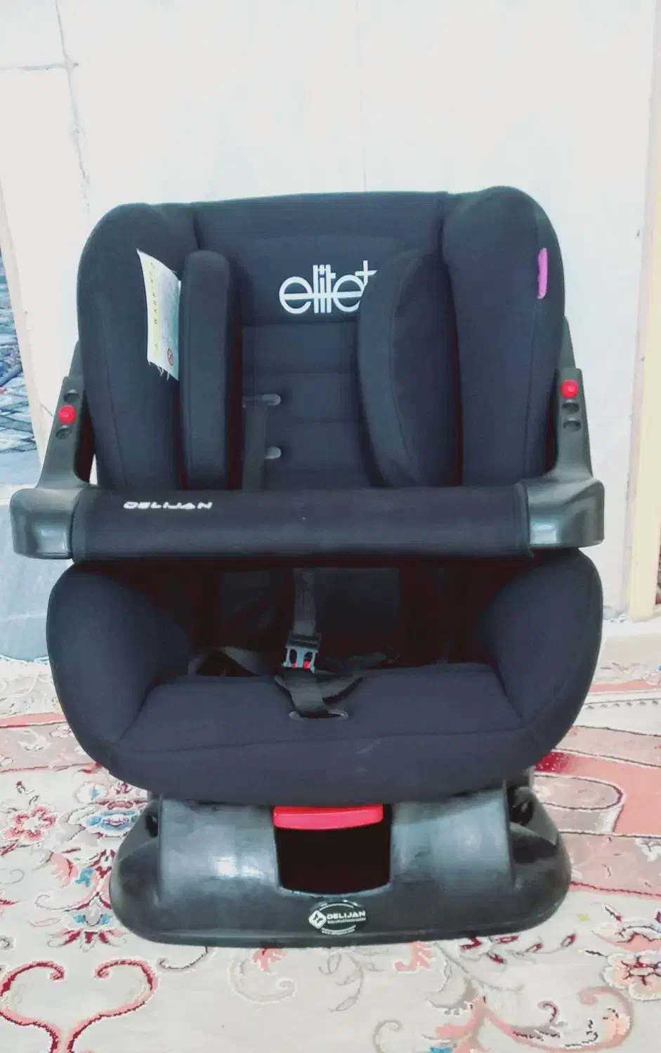 صندلی کودک|تخت و صندلی بچه|ساوه, |دیوار