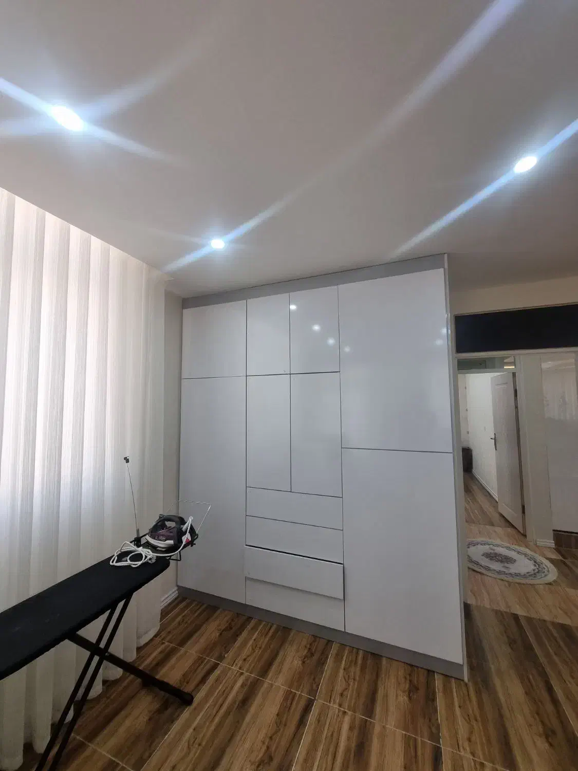 واحد نو  ولیعصر|فروش آپارتمان|مرند, |دیوار