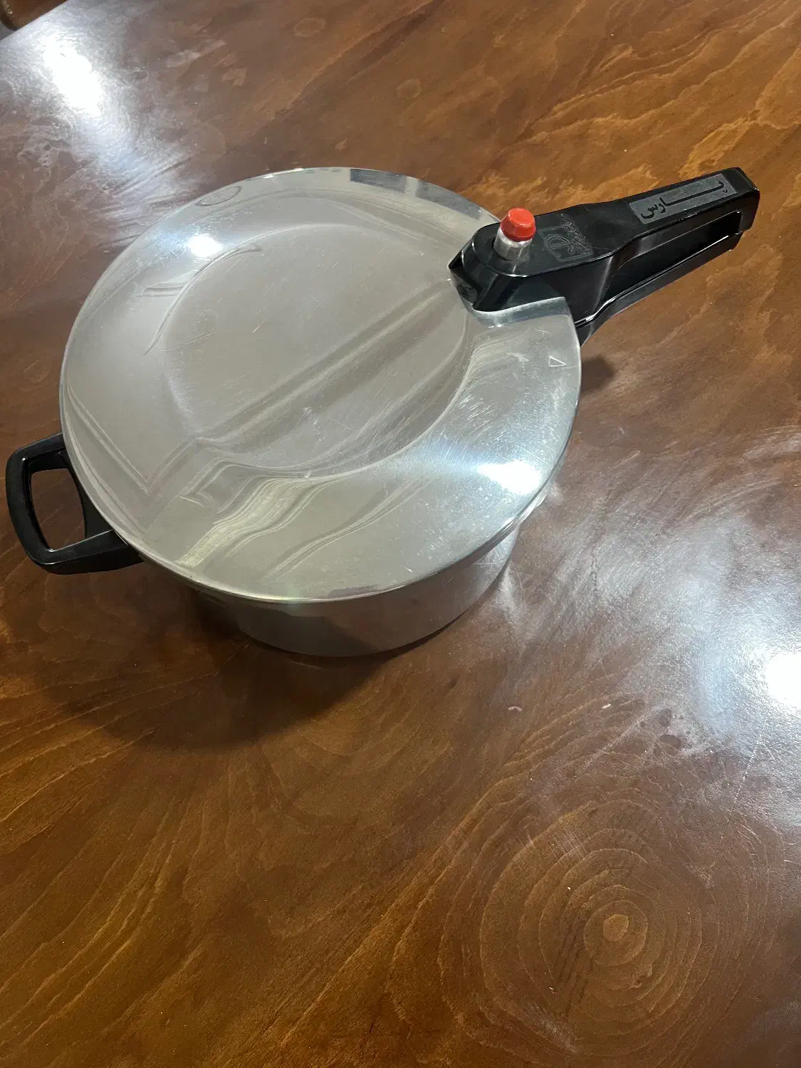 زودپز|ظروف پخت‌وپز|رشت, کوی جام جم|دیوار