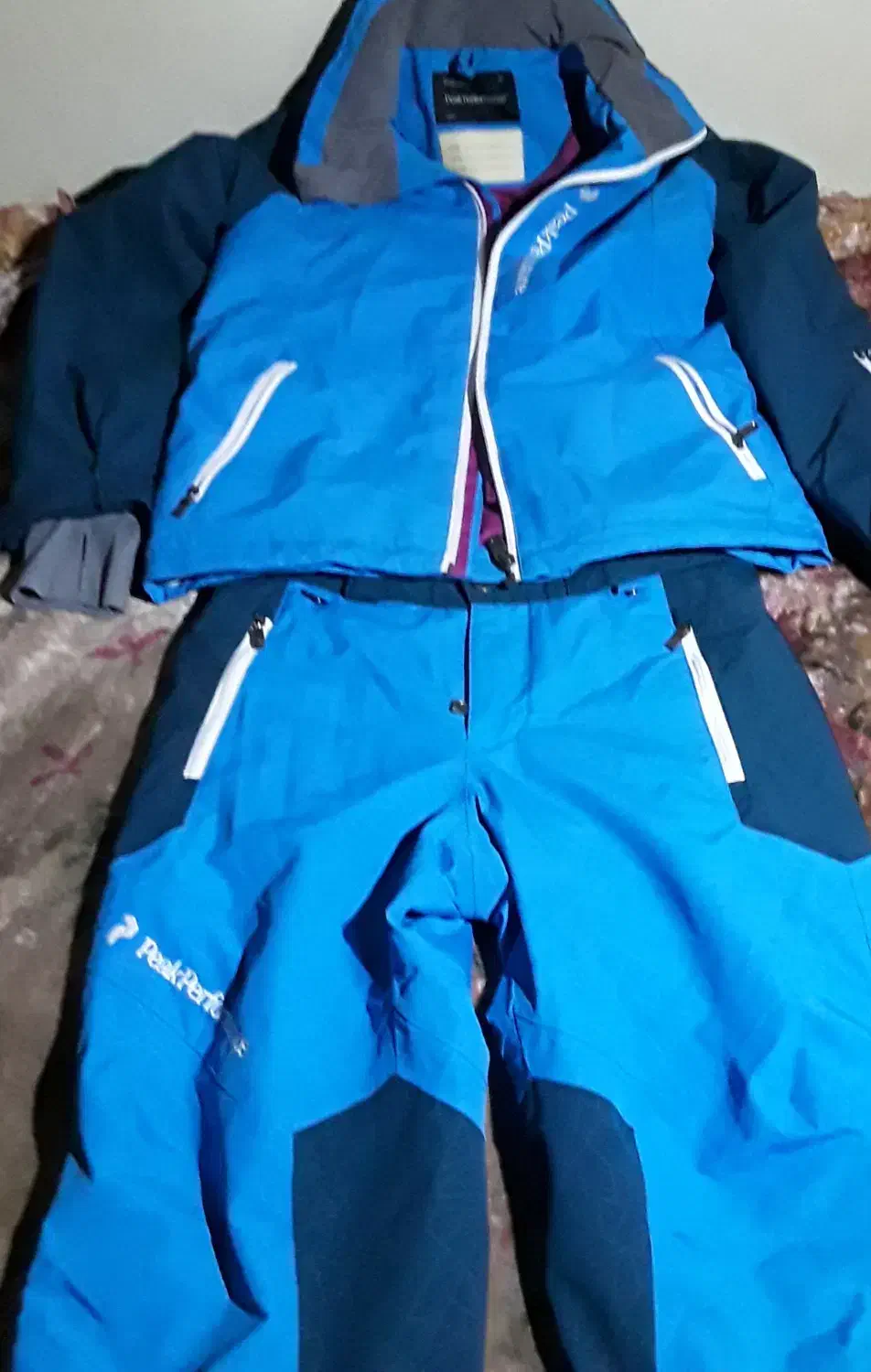 راکت تنیس و لباس و کفش اسکی سایز ۸ و ۹ سال|ورزشهای زمستانی|نیاسر, |دیوار