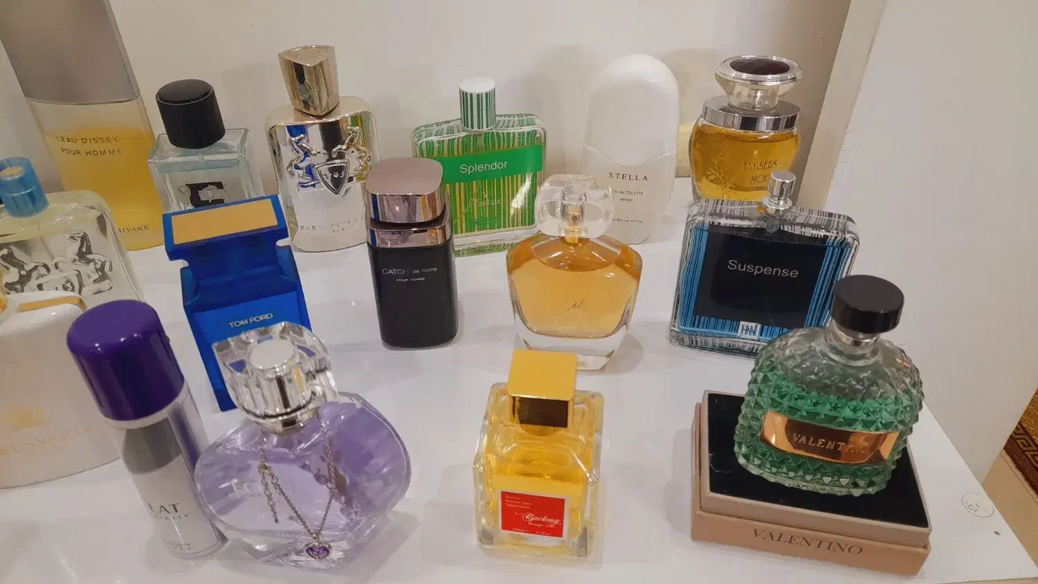 فروش ادکلن در منزل بدون واسطه و تحویل حضوری|آرایشی، بهداشتی، درمانی|مشهد, یوسفیه (شهرک غرب)|دیوار