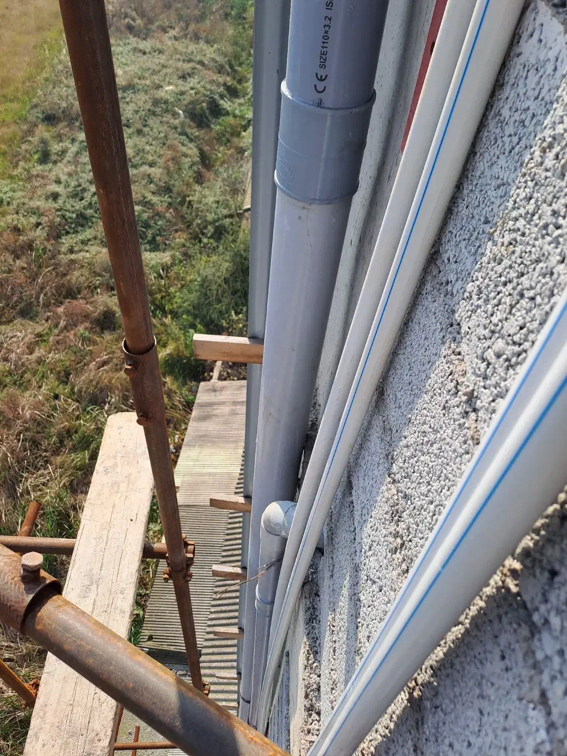 لوله کشی.تاسیسات|خدمات پیشه و مهارت|رودسر, |دیوار