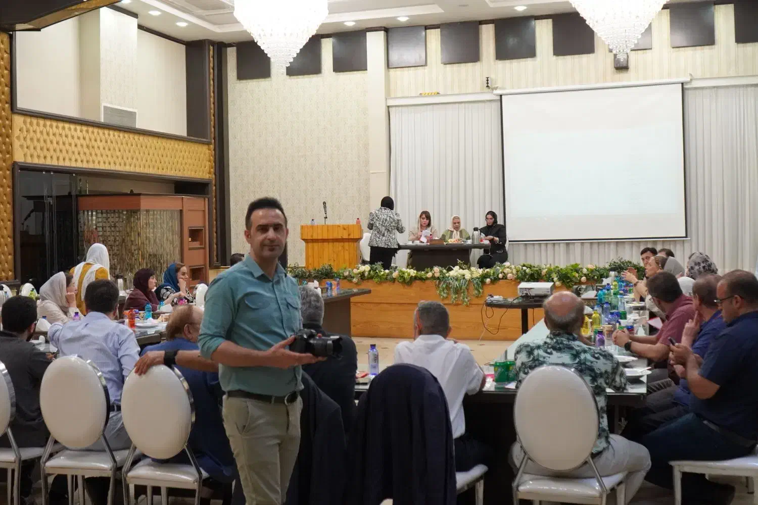 فیلمبرداری و عکاسی از مجالس ثبت لحظات تکرارنشدنی|خدمات پذیرایی، مراسم|الوند, |دیوار