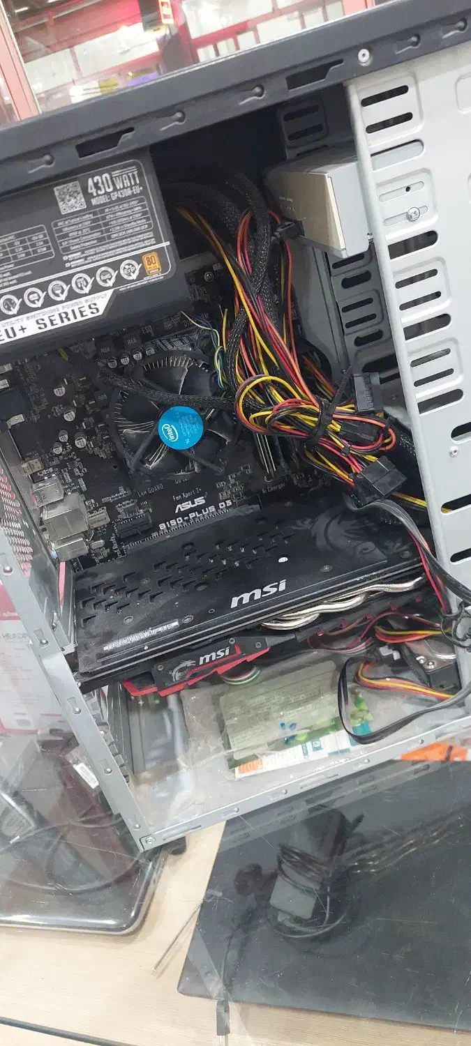 کیس و مانیتور گیمینگ|قطعات و لوازم جانبی رایانه|خمینیشهر, |دیوار