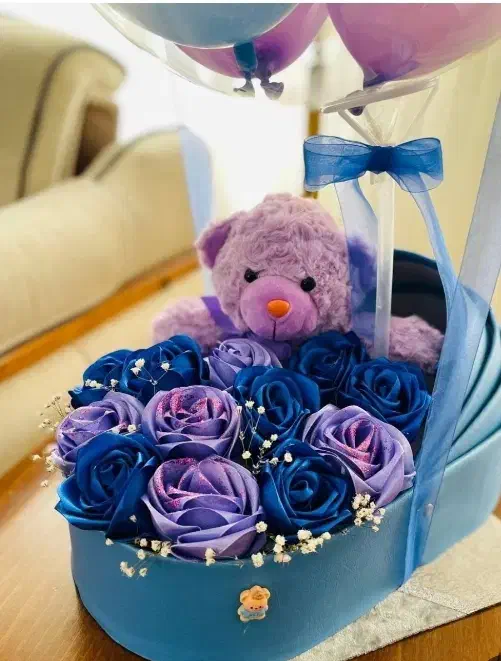 انواع سفارشات دسته گل و باکس گل|گل مصنوعی|اصفهان, سودان|دیوار