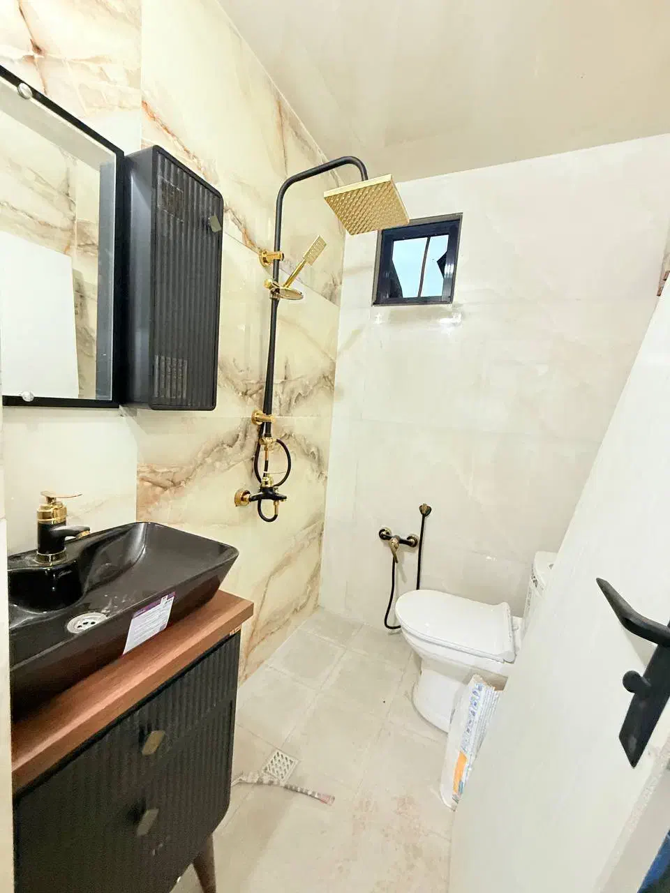 ویلادوبلکس ۲۰۰ متری با سند مالکیت تک برگ ویو جنگل|فروش خانه و ویلا|امامزاده عبدالله, |دیوار