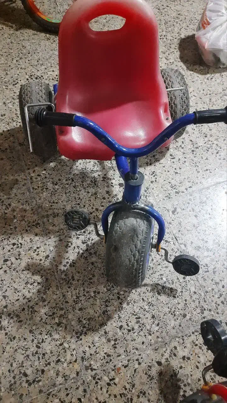 سه چرخه دو عدد|دوچرخه، اسکیت، اسکوتر|شیراز, شهرک برف فروشان|دیوار