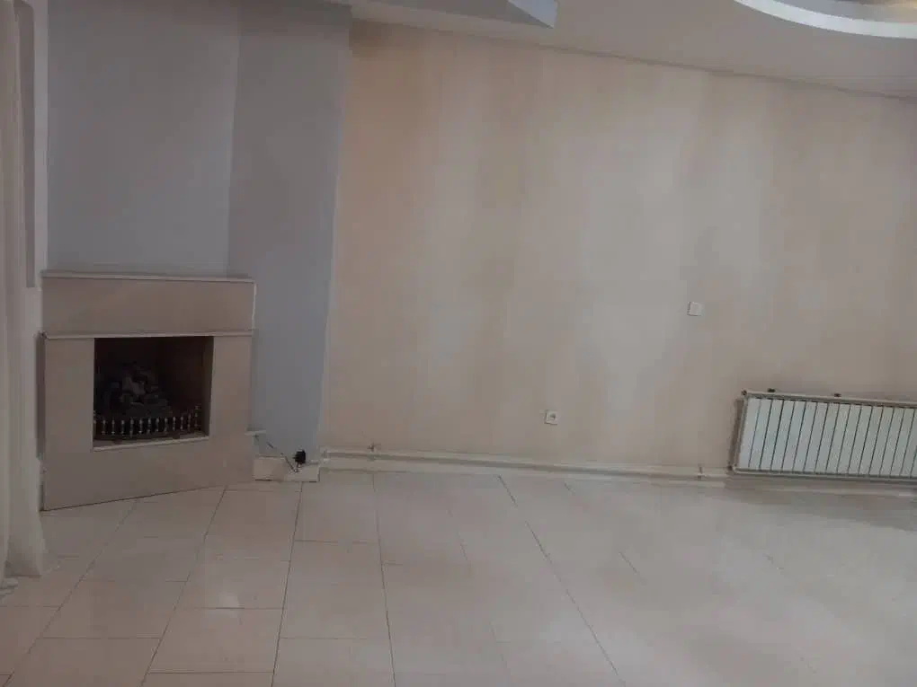 فروش آپارتمان ۹۵متر طبقه اول کوچه خوب درکلاکسر|فروش آپارتمان|آمل, |دیوار