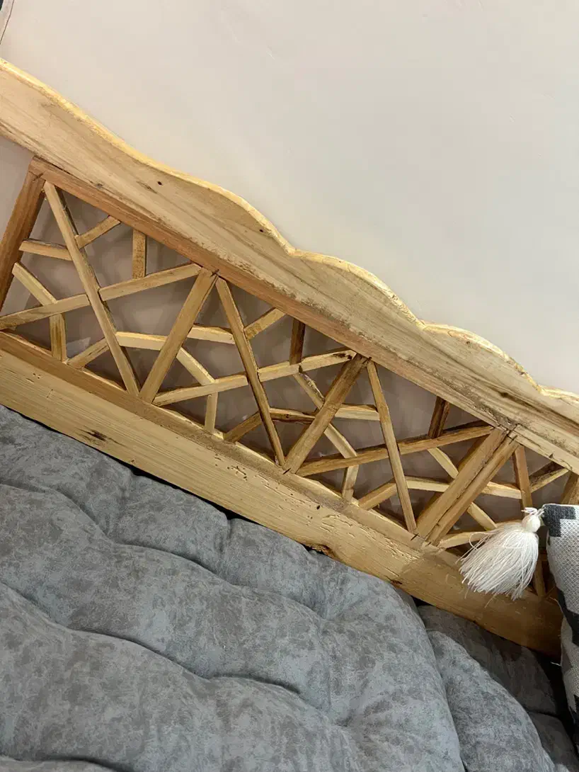 تخت چوبی|تخت و صندلی بچه|ری, سیزده آبان|دیوار