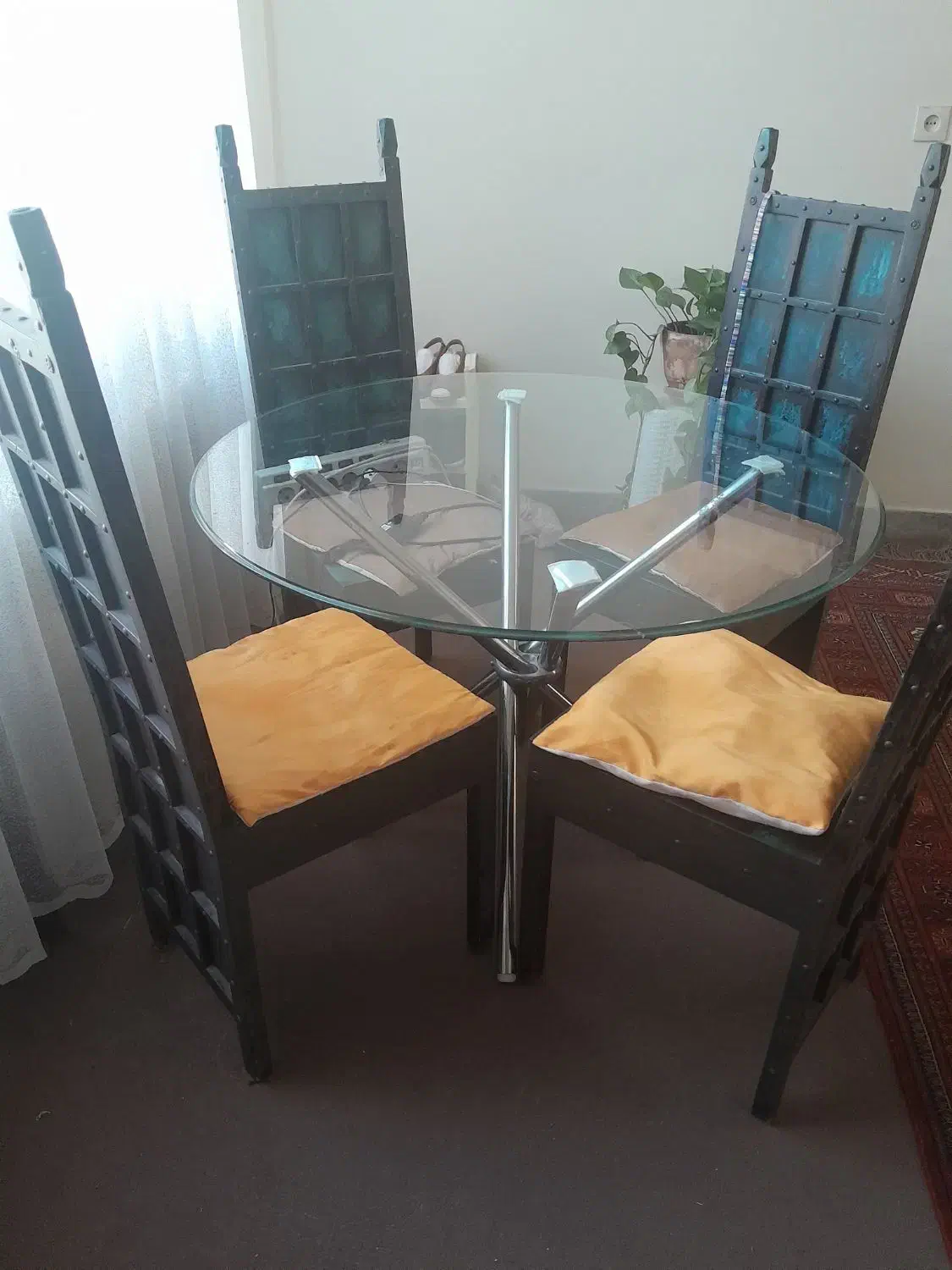 خانه و اشپزخانه|میز و صندلی غذاخوری|تهران, طرشت|دیوار