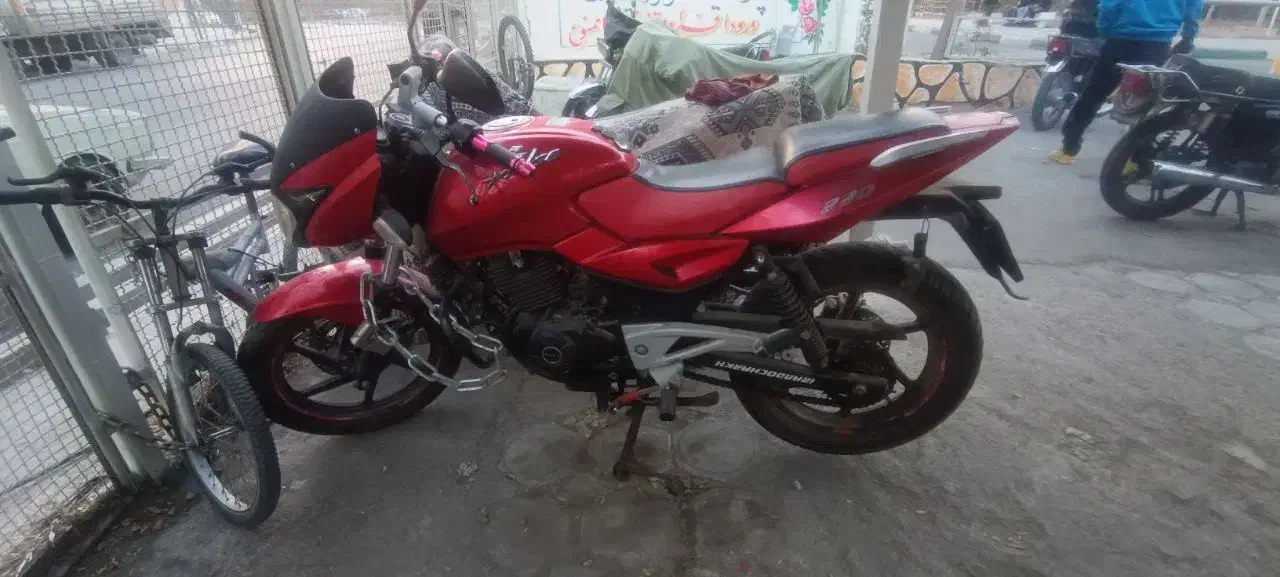 موتور پالس ۲۲۰ مدل ۹۱|موتورسیکلت|اسلام‌شهر, باغ فیض|دیوار