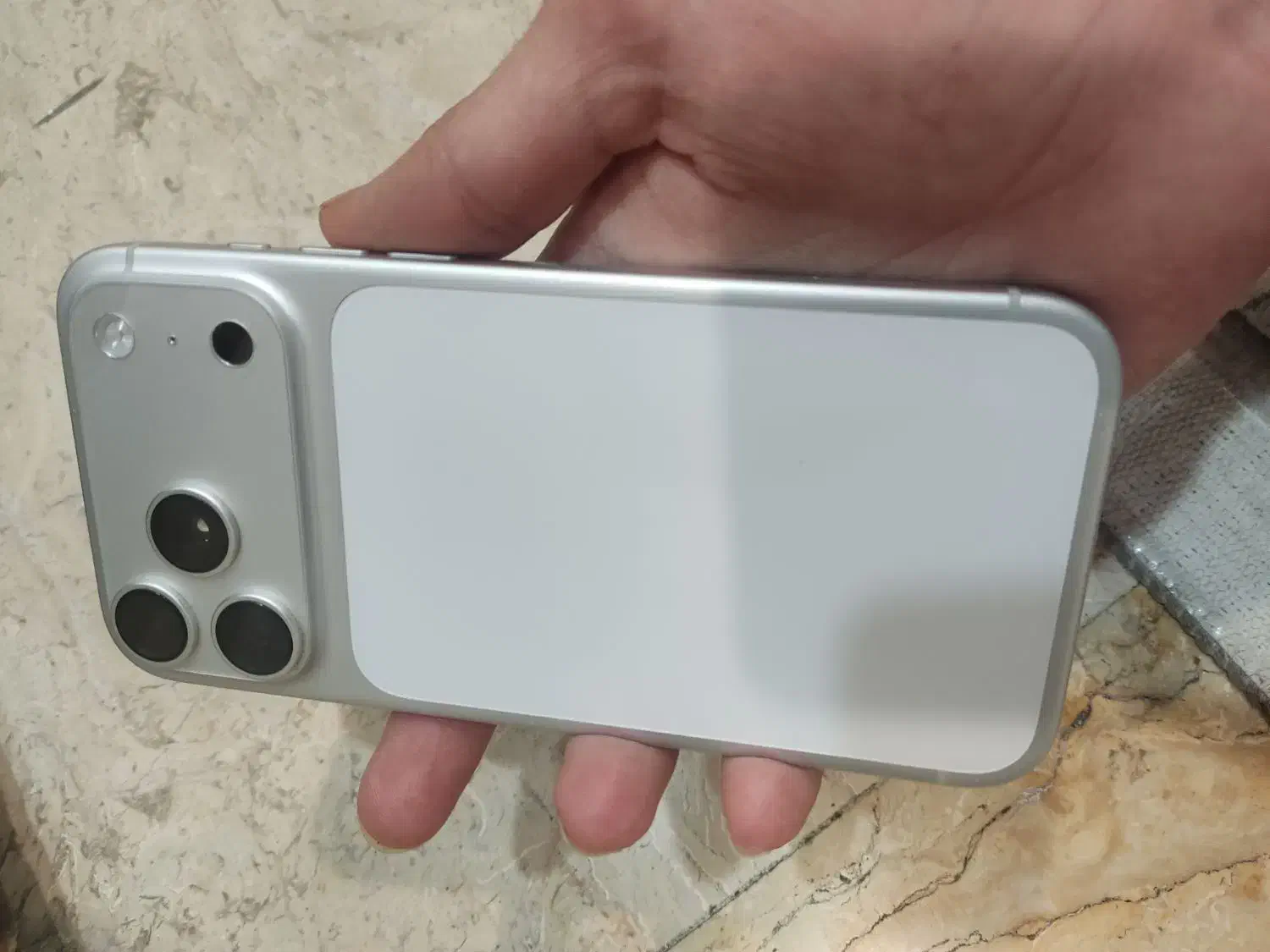 17promax silver zaaآیفون|موبایل|تهران, قناتکوثر|دیوار