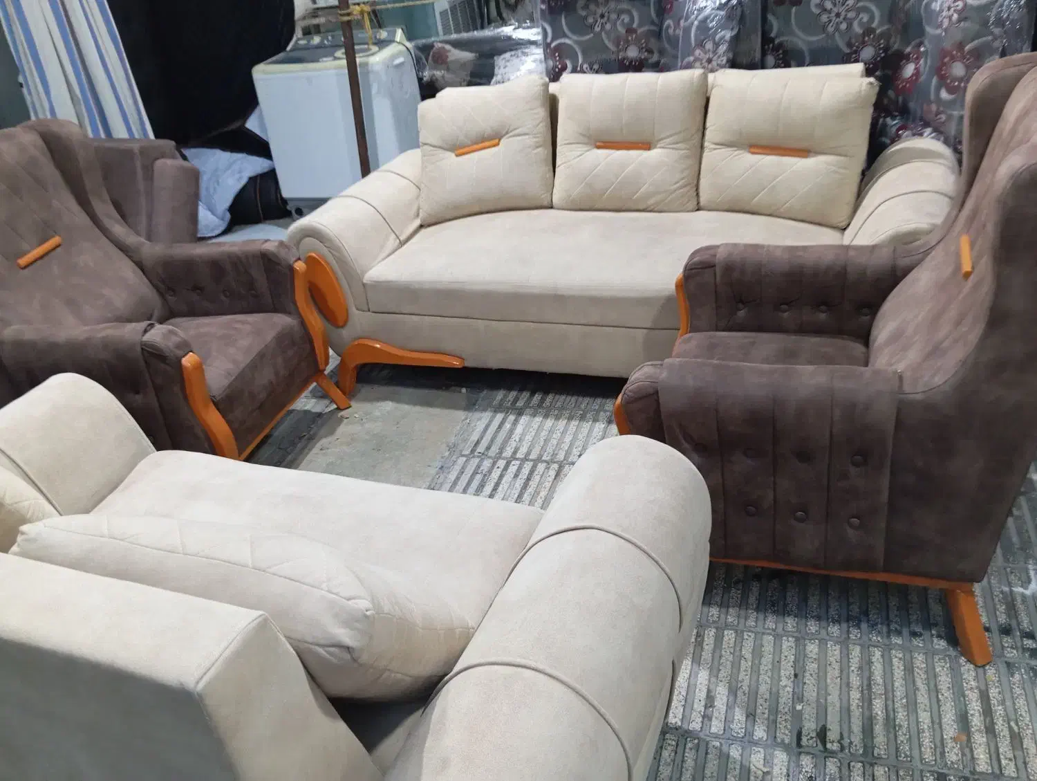 مبلمان لوکس|مبلمان خانگی و میز عسلی|شیراز, شیشه‌گری|دیوار