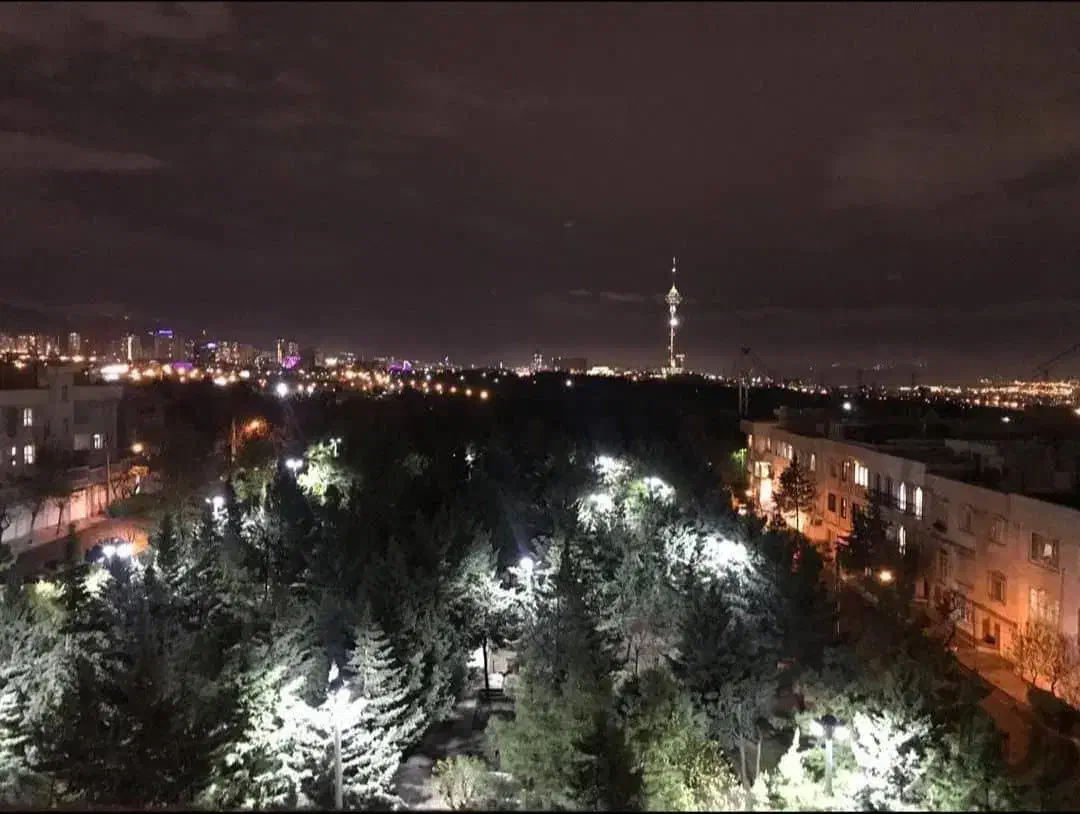 فروش آپارتمان ۳۱۰ متر/۴خوابه/تک واحدی/ شهرک هما|فروش آپارتمان|تهران, شهرک هما|دیوار