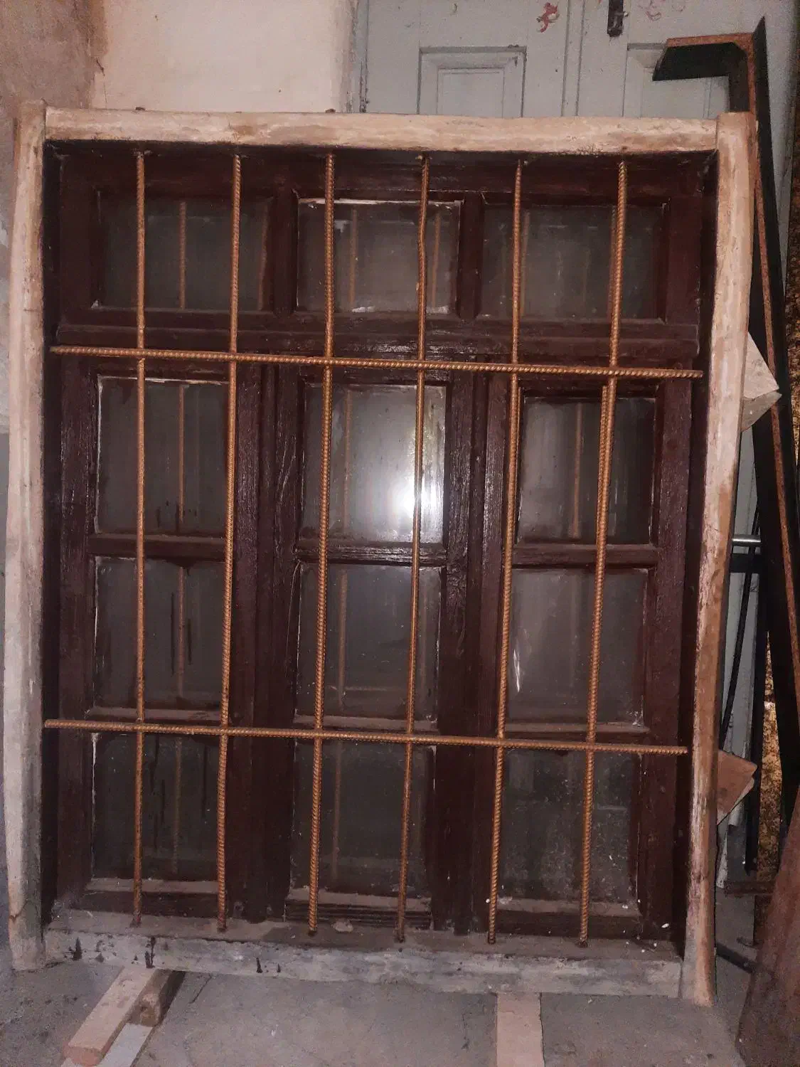 در و پنجره چوبی|مصالح و تجهیزات ساختمان|گرگان, |دیوار