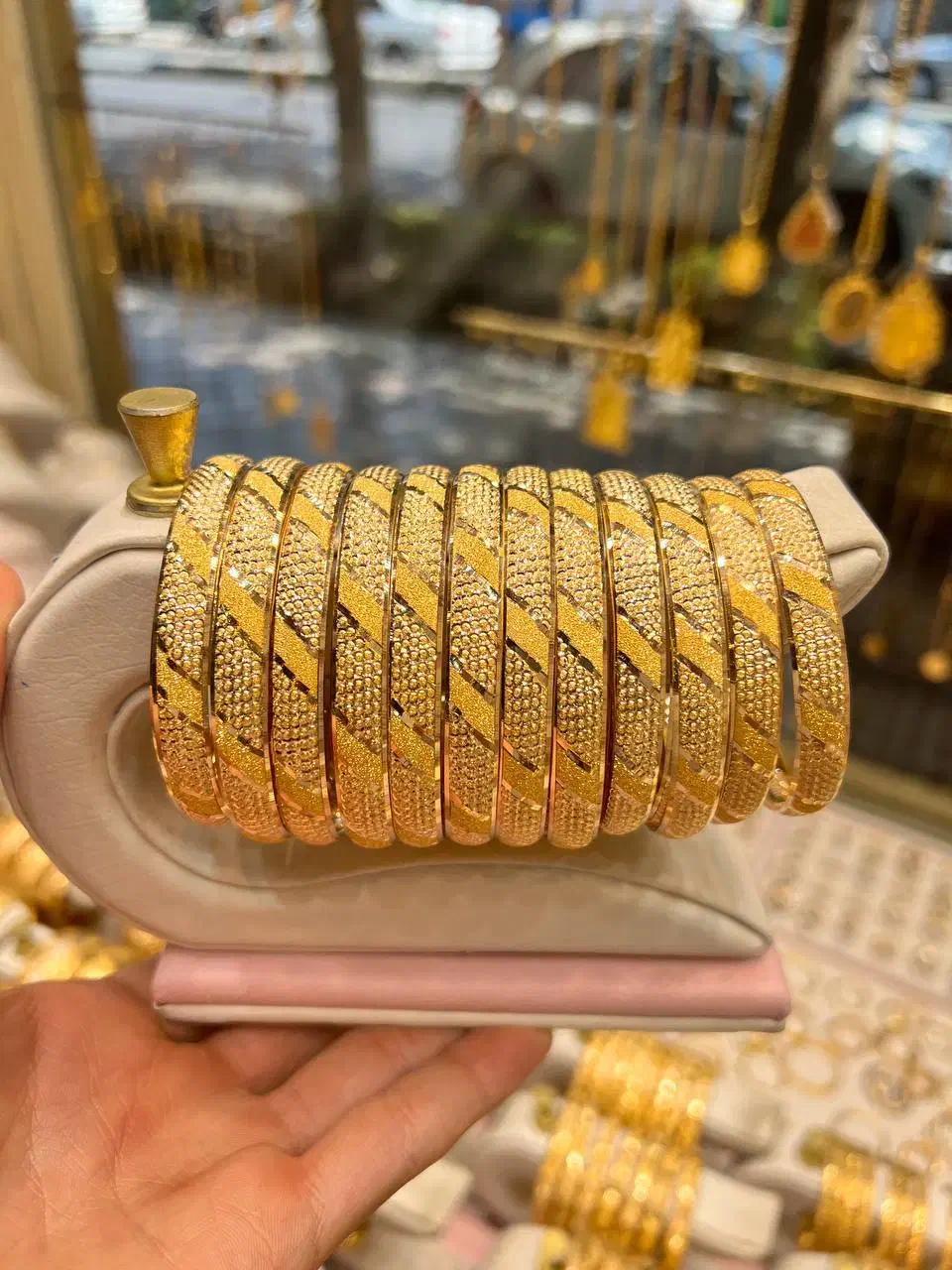 دنیای‌ طلای دست‌دوم و کم‌اجرت اینجاست|جواهرات|اصفهان, خانه اصفهان|دیوار