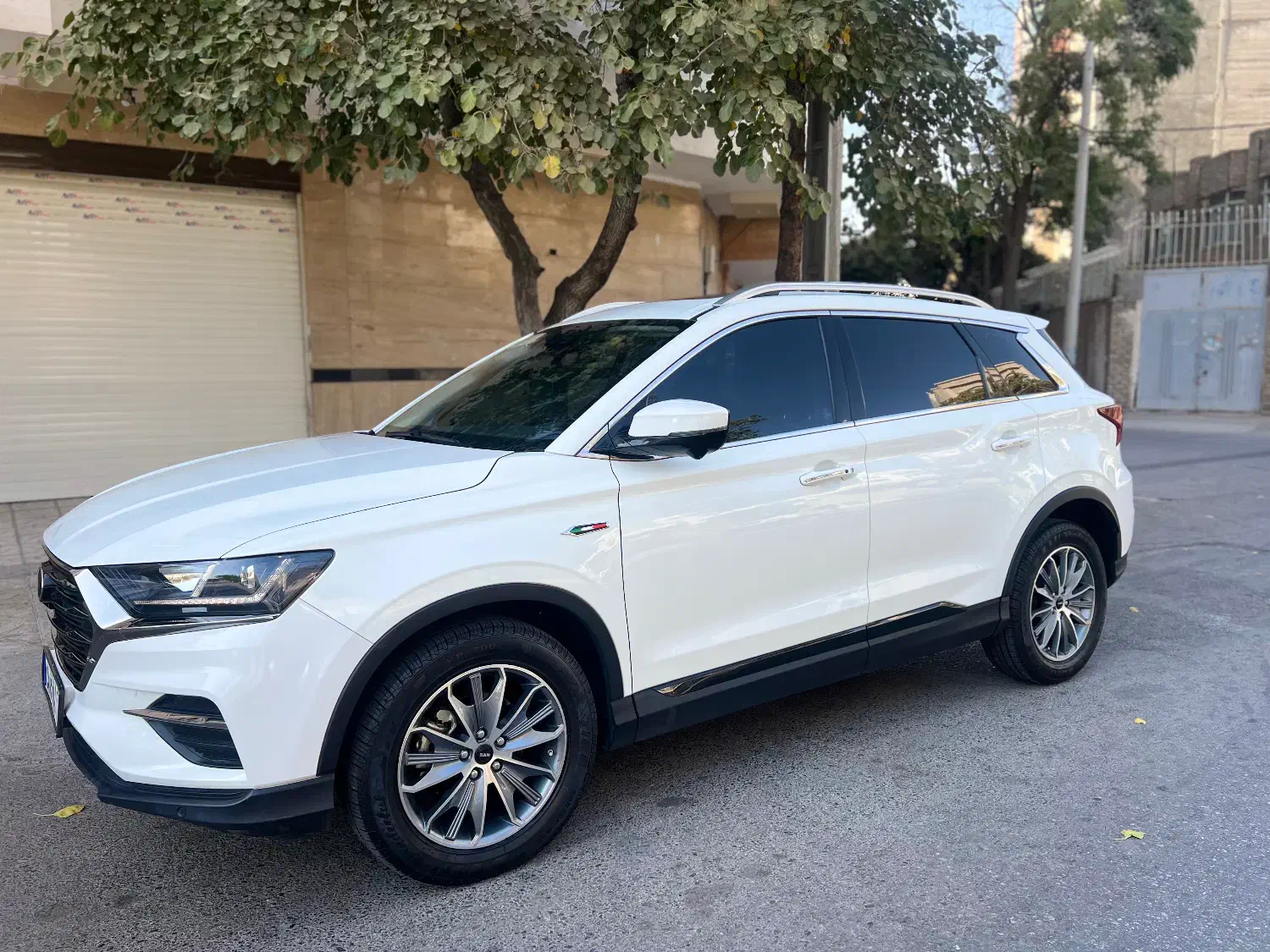 SWM|خودرو سواری و وانت|مشهد, هفده شهریور|دیوار