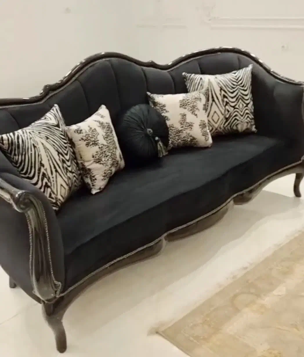 مبل کلاسیک کینگ|مبلمان خانگی و میز عسلی|یزد, |دیوار