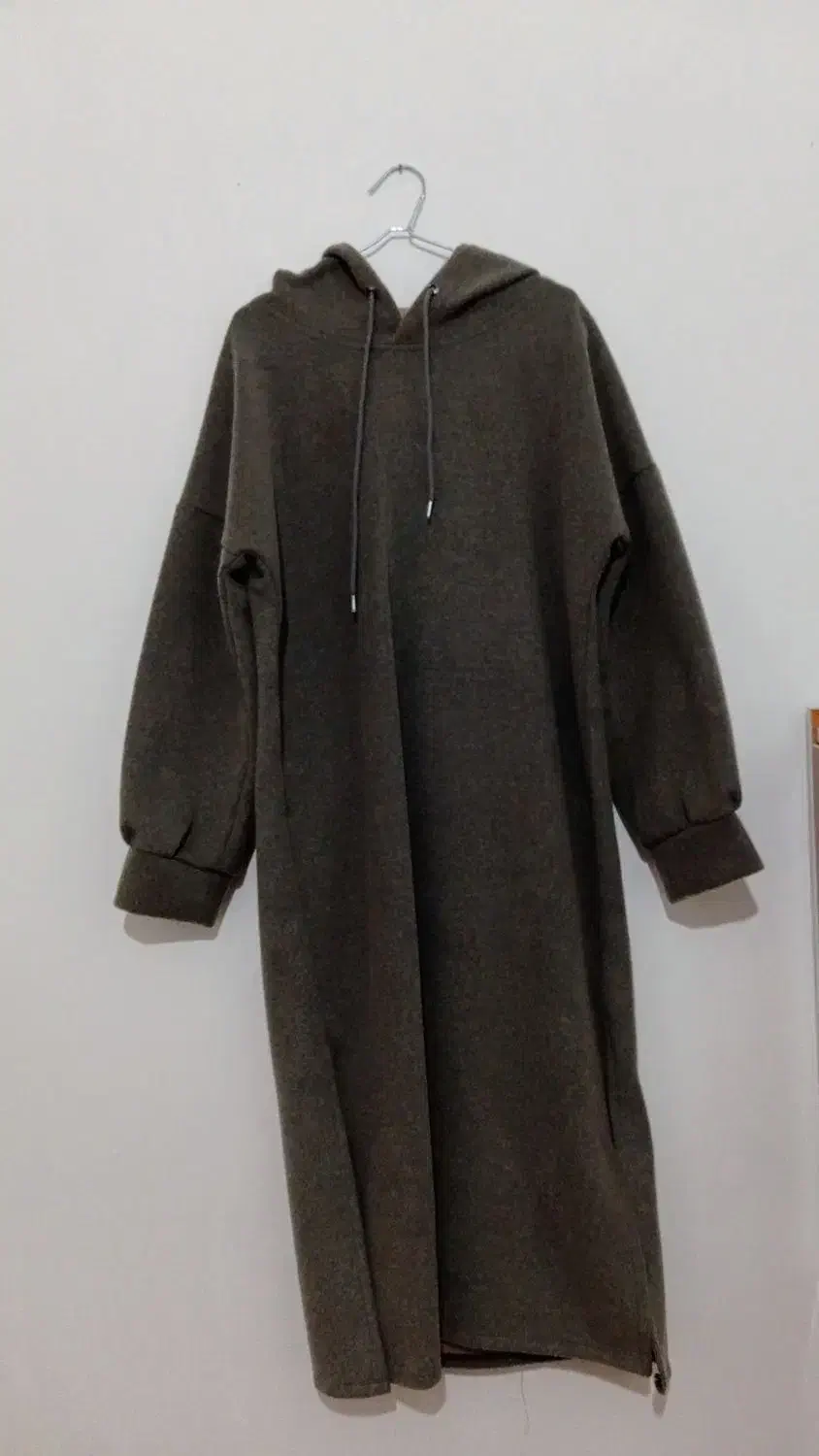 لباس پاییزه ، زمستانی|لباس|سلماس, |دیوار