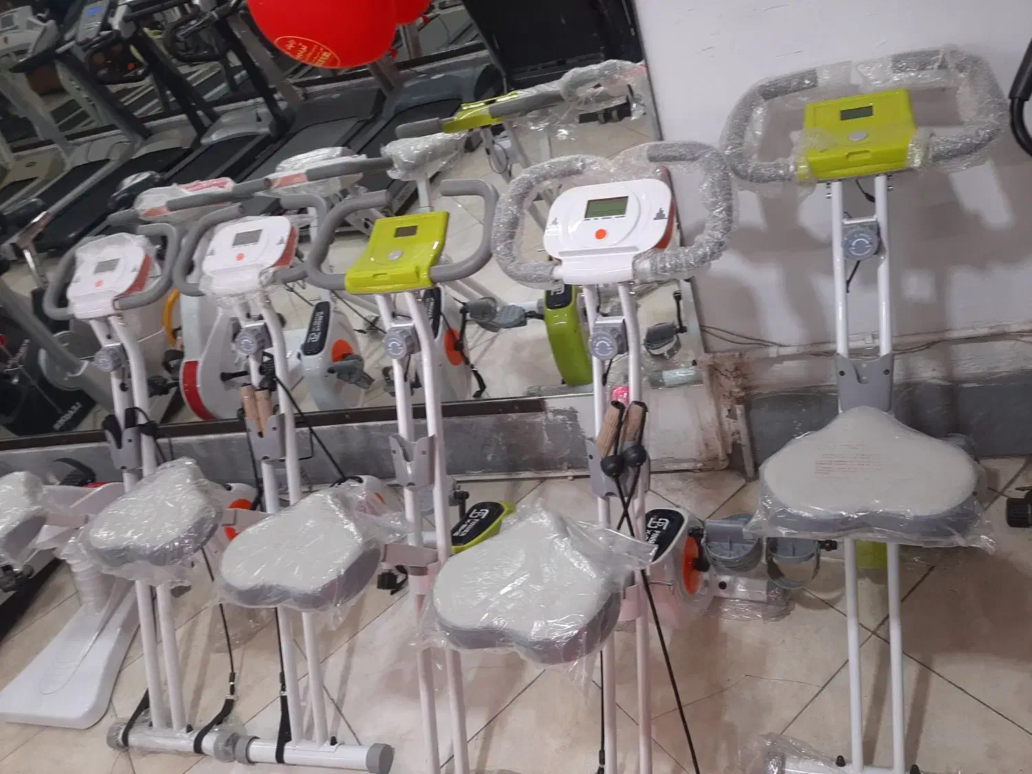 دوچرخه ثابت تاشو  برای وزن  ۱۱۰ کیلوگرم|تجهیزات ورزشی|تبریز, |دیوار