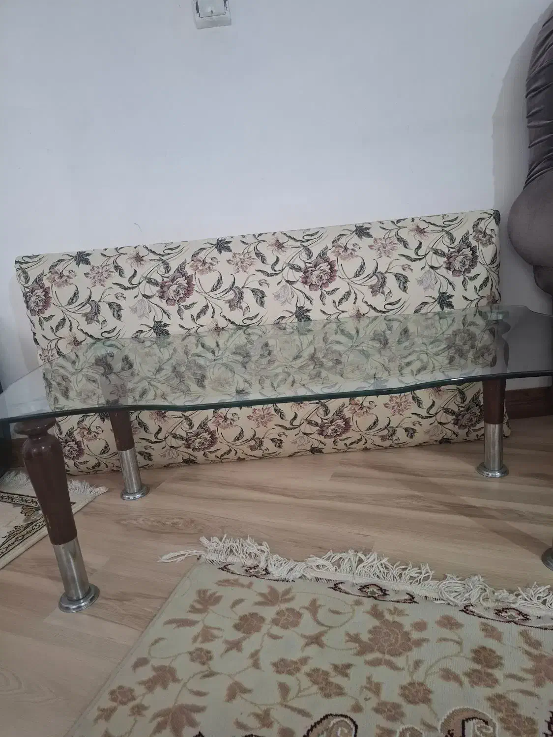 پشتی درحد نو جلومبلی|پشتی|ارومیه, |دیوار