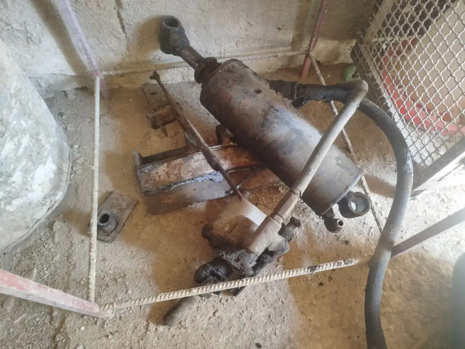 جک کمپرس  نیسان|قطعات یدکی و لوازم جانبی|بروجرد, |دیوار