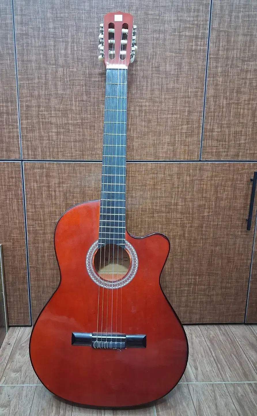 گیتار برای فروش|گیتار، بیس، امپلیفایر|مرودشت, الماس آباد|دیوار